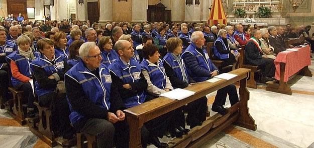 Immagine d'archivio dei volontari dell'associazione ''2000 per te''